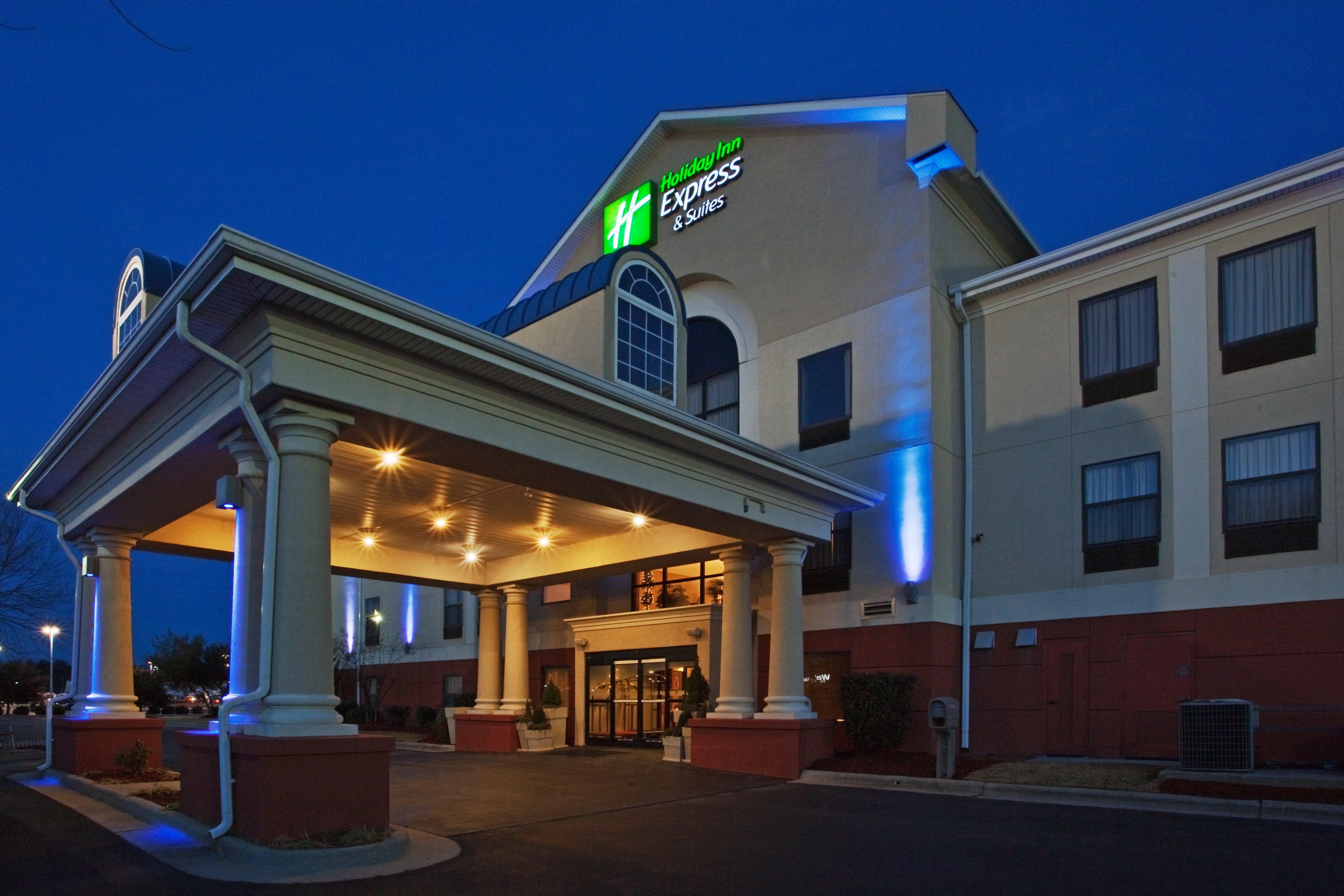 Holiday Inn Express Hotel & Suites Laurinburg By Ihg Exteriör bild