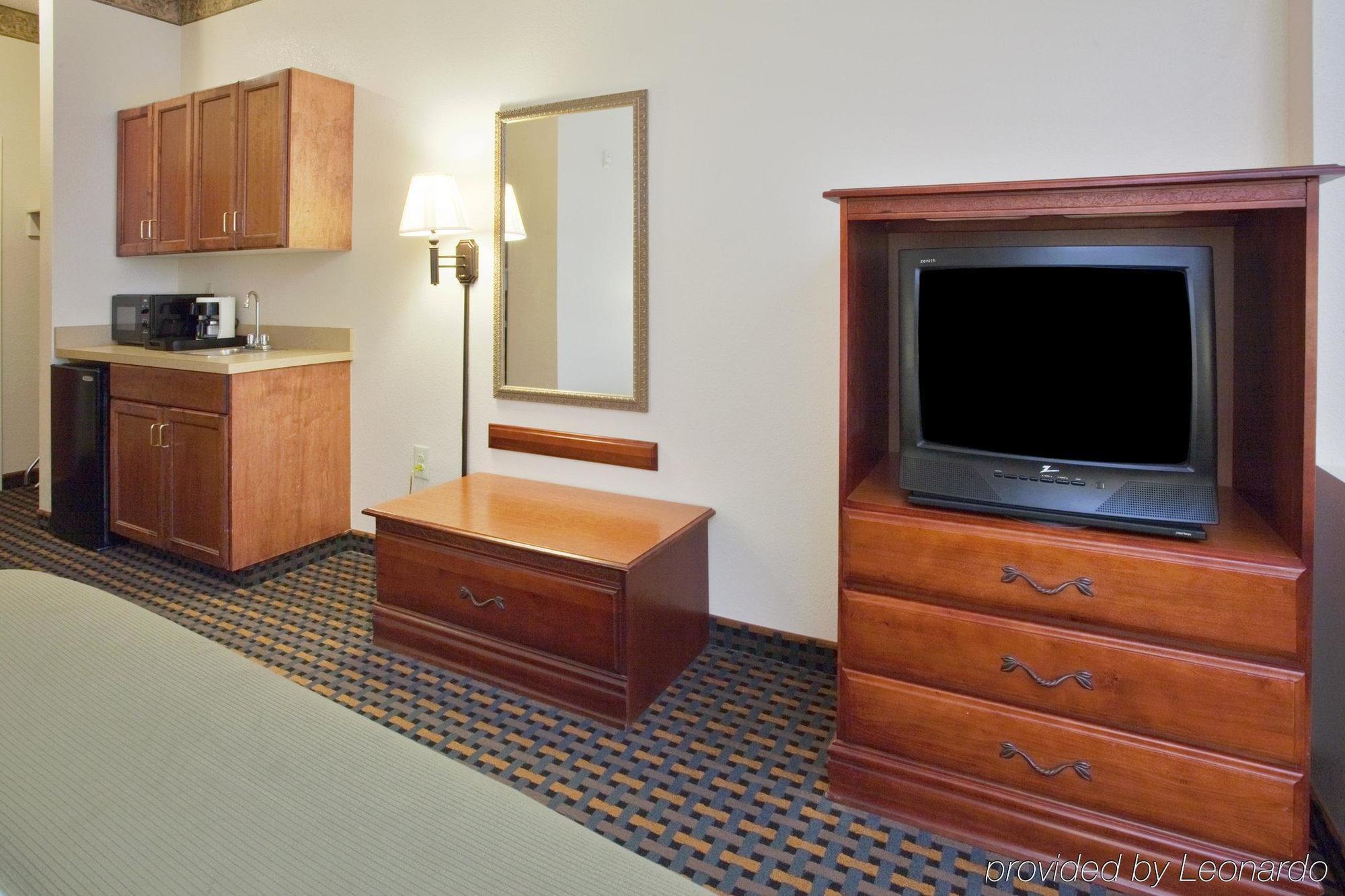 Holiday Inn Express Hotel & Suites Laurinburg By Ihg Rum bild