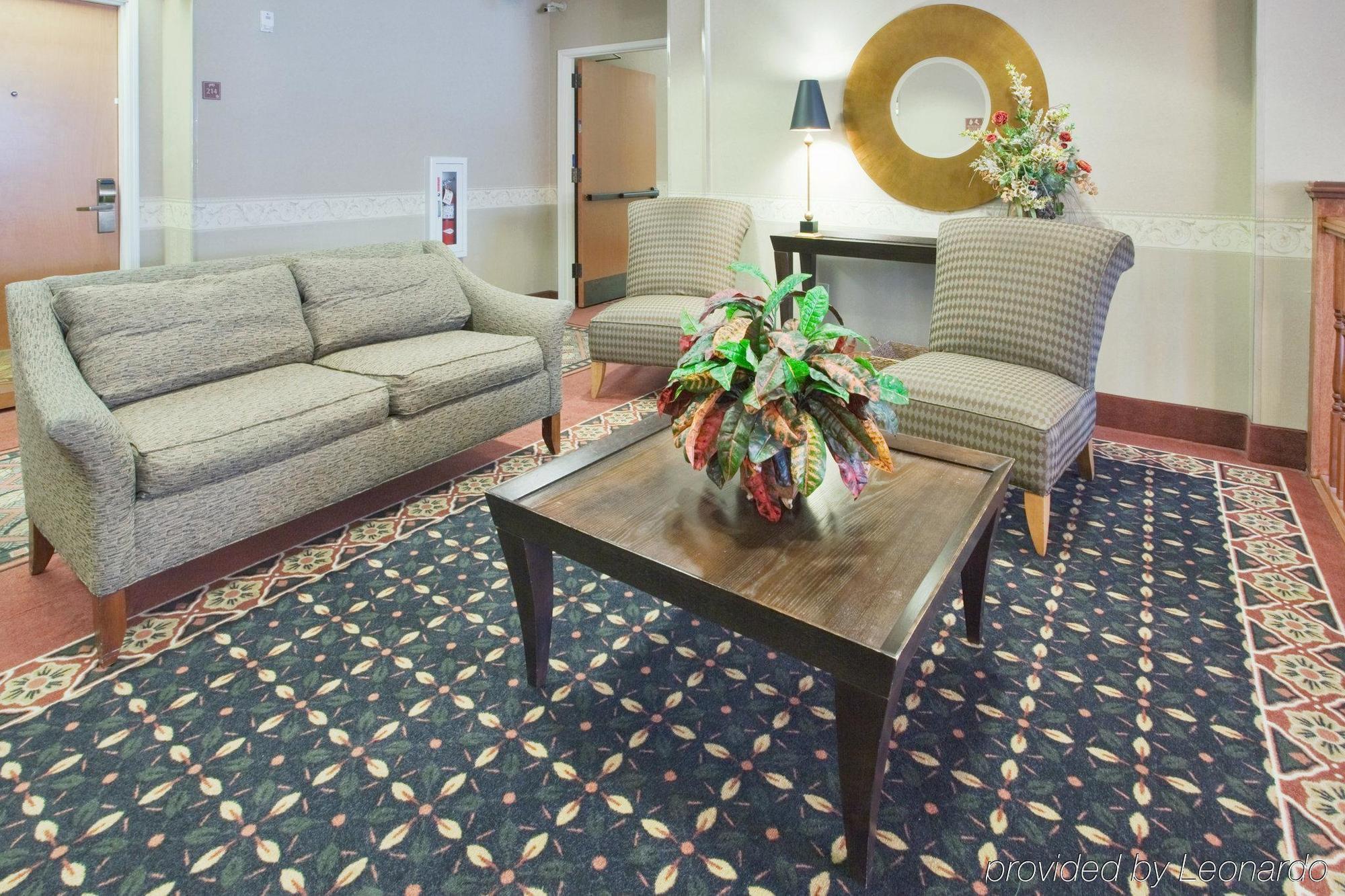 Holiday Inn Express Hotel & Suites Laurinburg By Ihg Inreriör bild